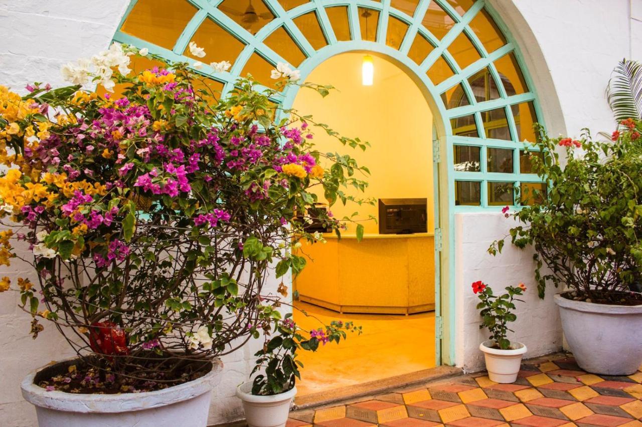 Hotel The Turquoiise House Morjim Exterior foto