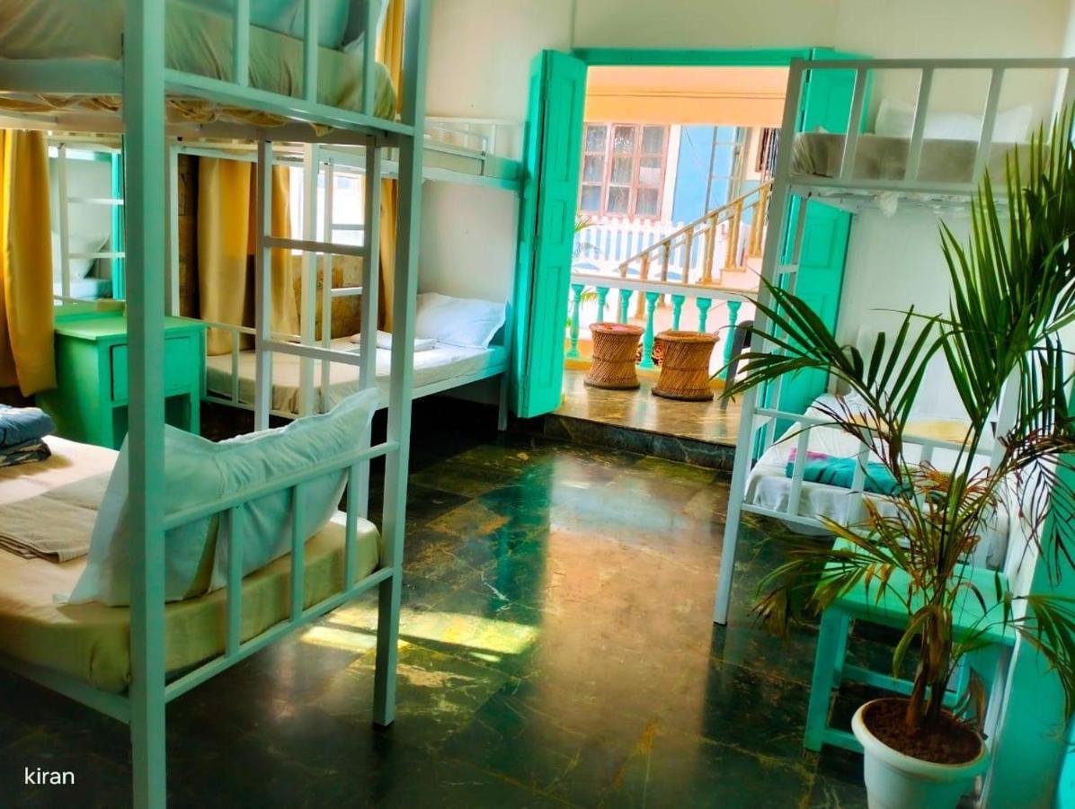 Hotel The Turquoiise House Morjim Exterior foto